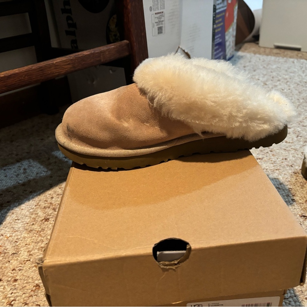 UGG women’s cluggette size 8 - Picture 5 of 8